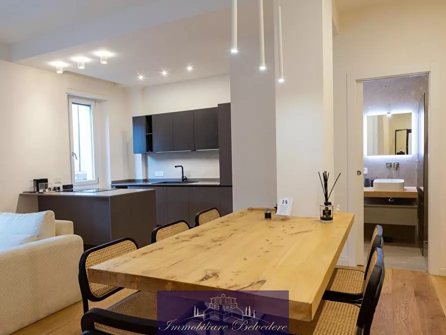 Immagine 16 di Trilocale in vendita  in Via Centostelle a Firenze