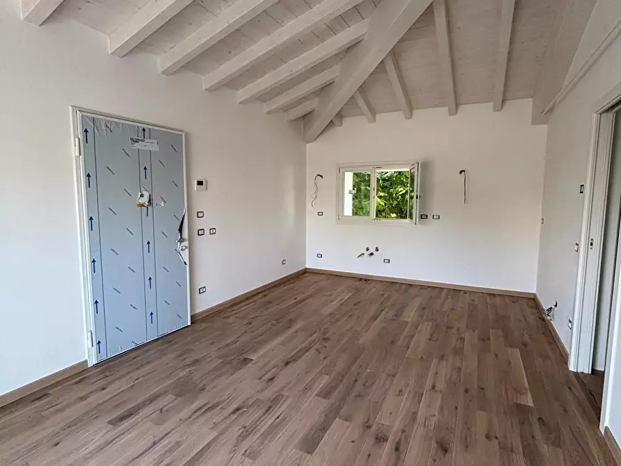 Immagine 8 di Appartamento in vendita  in Via Fossa Abate a Camaiore