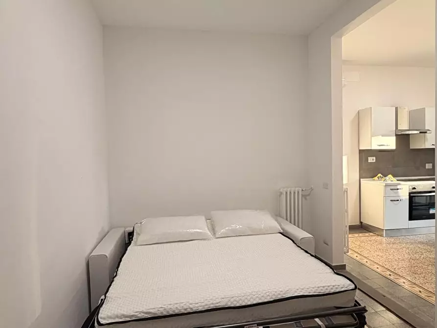 Immagine 9 di Quadrilocale in affitto  in Via Palestro a Firenze