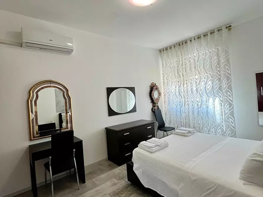 Immagine 9 di Trilocale in vendita  in Via Carissimi a Firenze