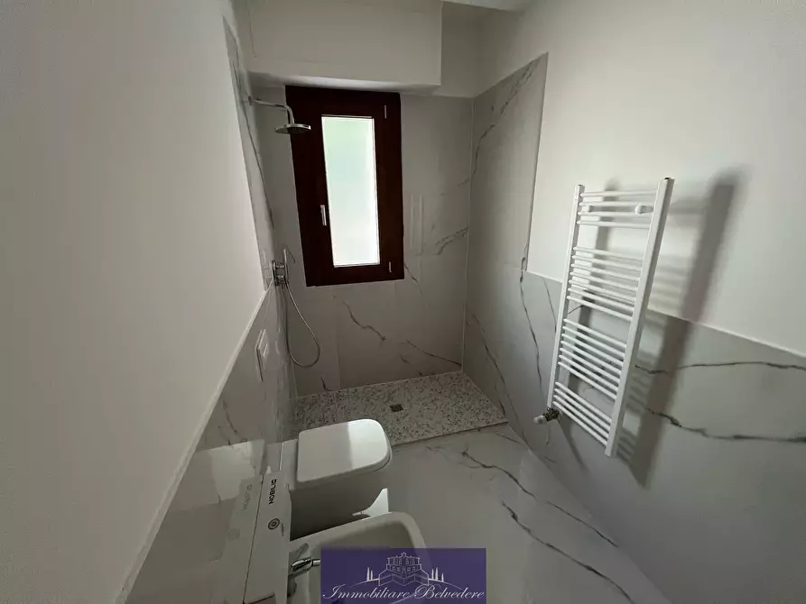 Immagine 3 di Trilocale in vendita  in Via Caponsacchi a Firenze