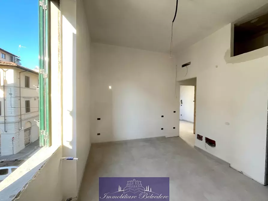 Immagine 9 di Trilocale in vendita  in Via Brunetto Latini a Firenze