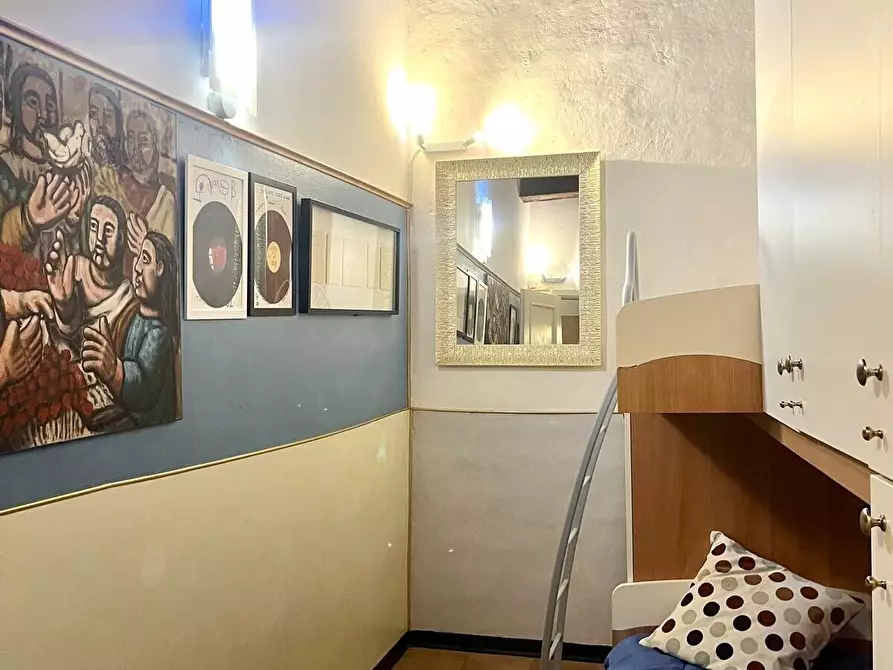 Immagine 16 di Quadrilocale in affitto  in Via dello Sprone a Firenze