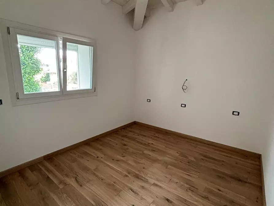 Immagine 26 di Appartamento in vendita  in Via Fossa Abate a Camaiore