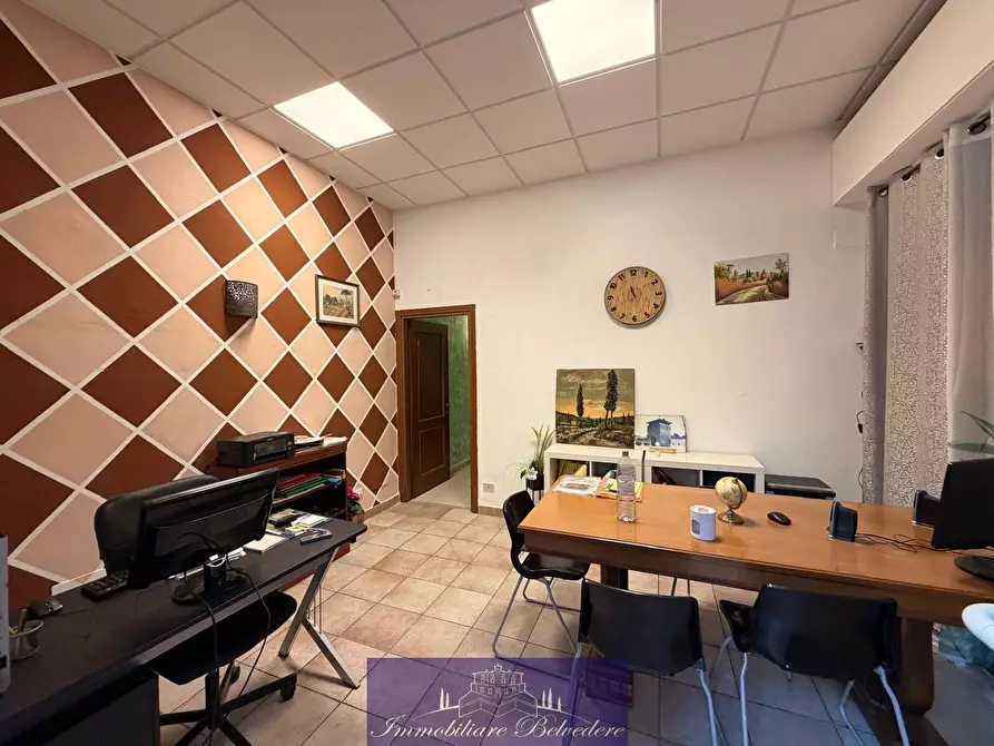 Immagine 15 di Locale commerciale in vendita  in Via Giuseppe Grandi a Firenze