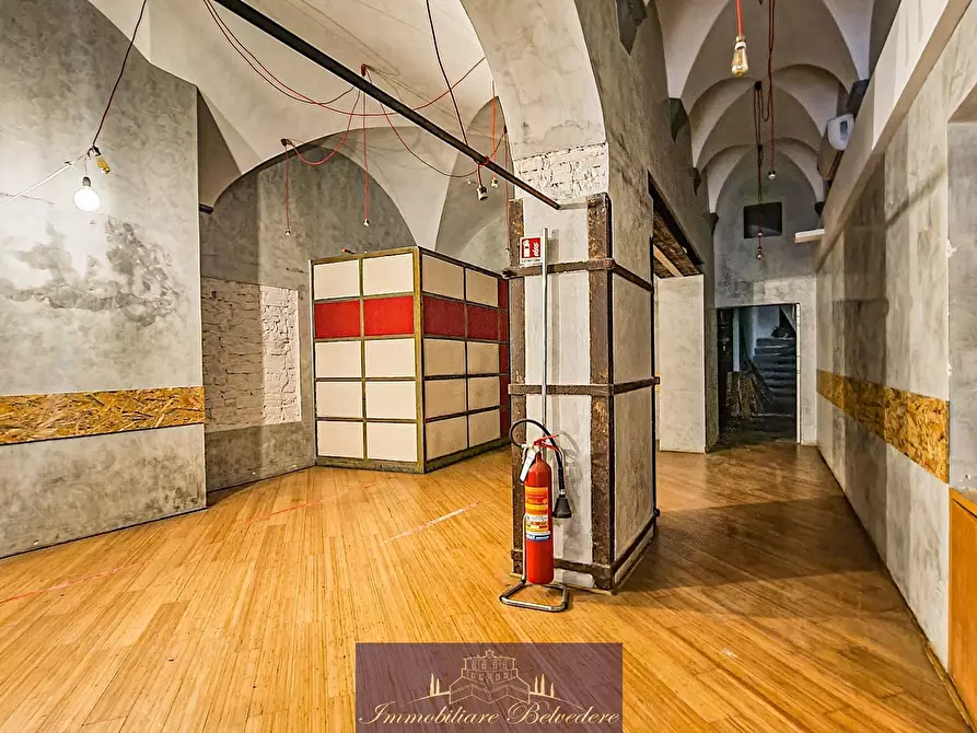 Immagine 3 di Capannone industriale in vendita  in Borgo San Frediano a Firenze