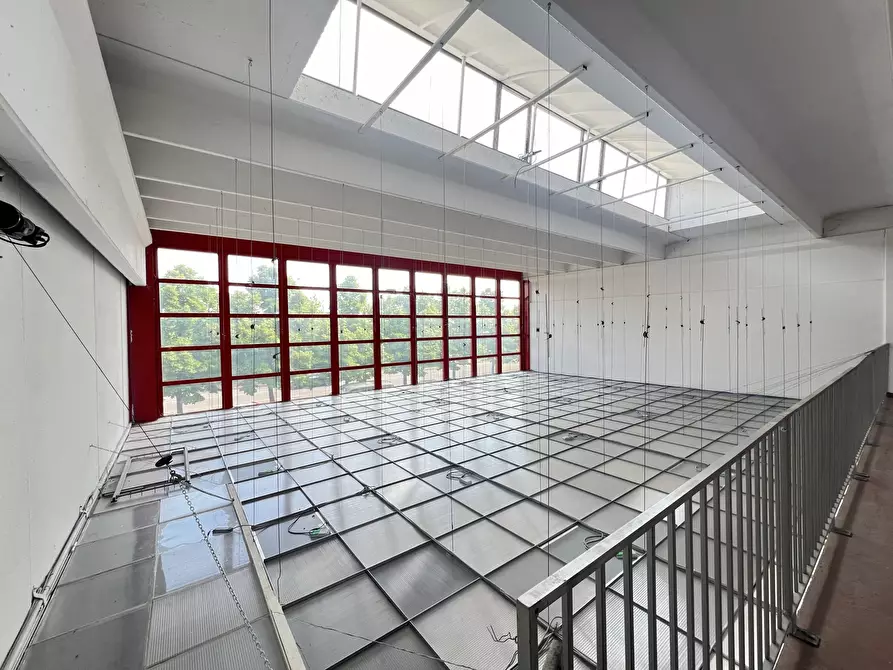 Immagine 15 di Showroom in vendita  in Via Amedeo Modigliani 10 a Crevalcore