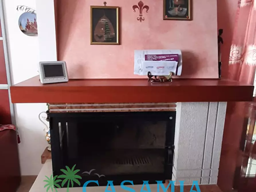 Immagine 14 di Pentalocale in vendita  a Ripatransone