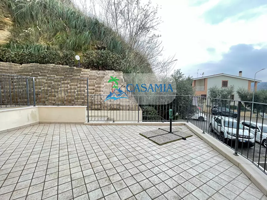 Immagine 7 di Trilocale in vendita  a Cupra Marittima