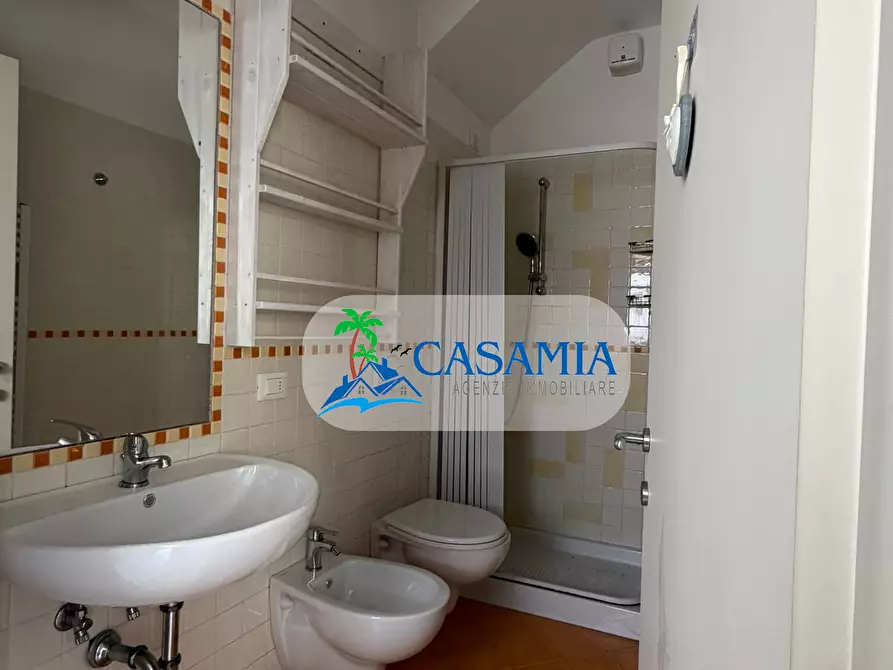 Immagine 11 di Terratetto in vendita  in via gramsci a Grottammare