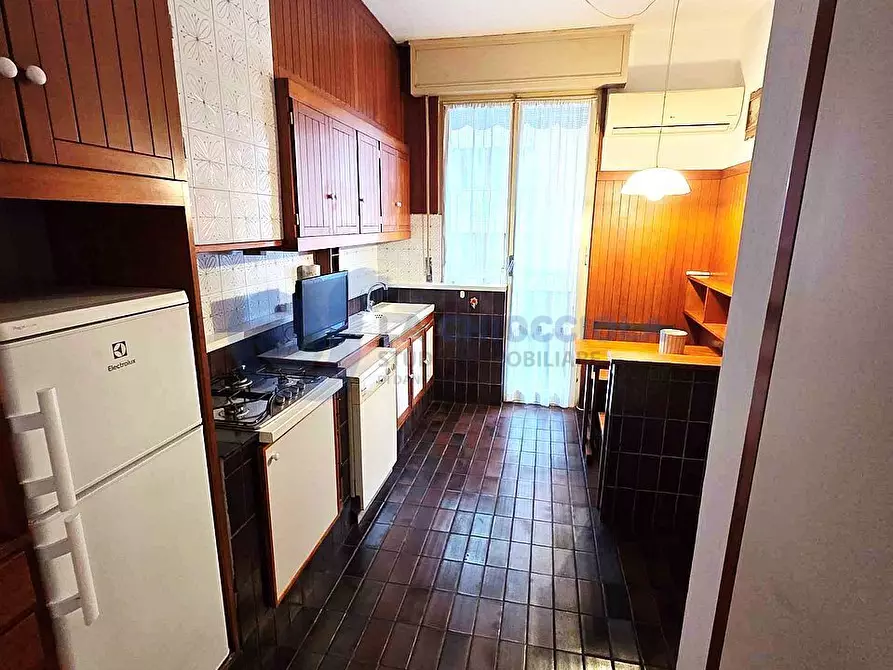 Immagine 9 di Quadrilocale in affitto  a Bologna