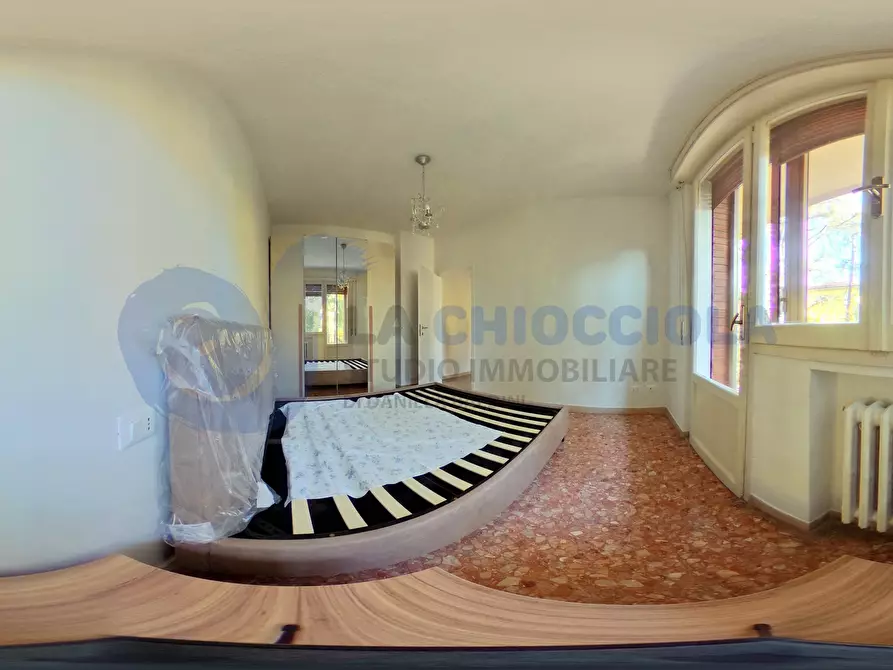 Immagine 12 di Bilocale in affitto  in Via Emilia Levante a Bologna