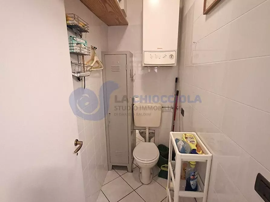 Immagine 21 di Ufficio in affitto  a Bologna