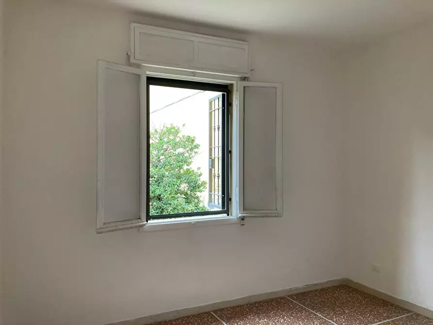 Immagine 19 di Trilocale in affitto  a Bologna