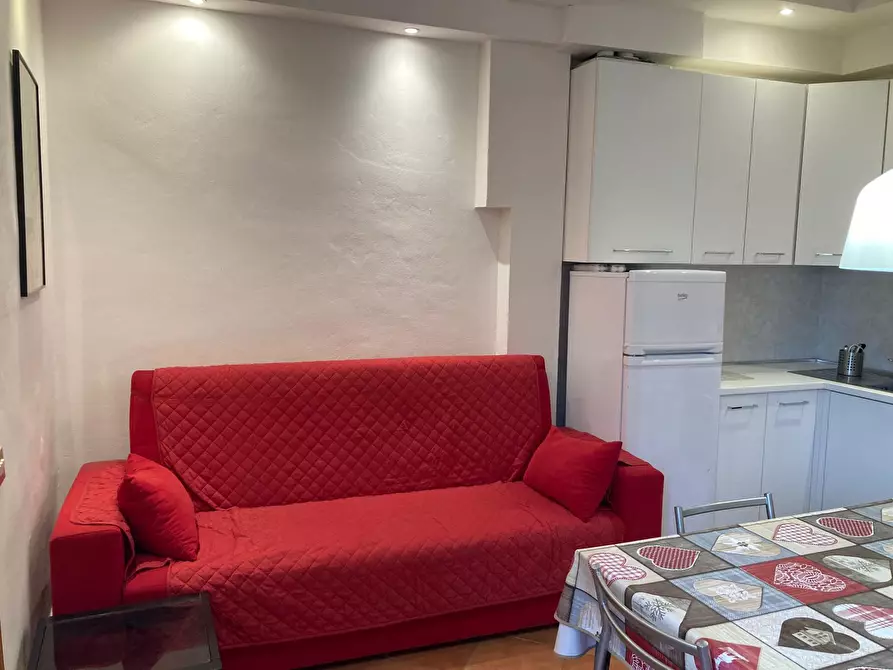 Immagine 3 di Trilocale in affitto  a Bologna