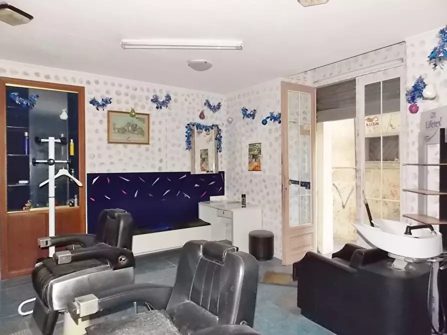 Immagine 4 di Magazzino in affitto  a Catanzaro