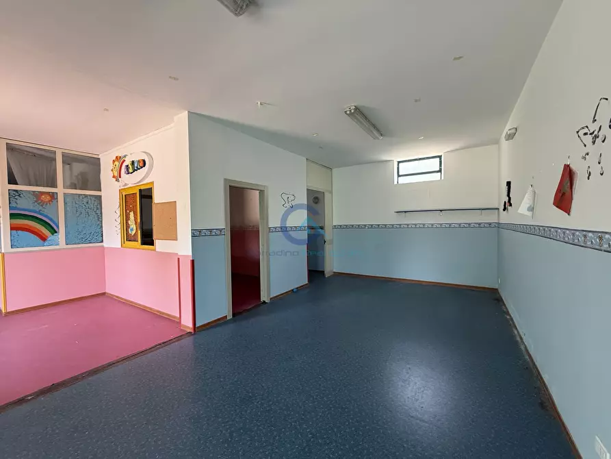 Immagine 6 di Locale commerciale in vendita  in via borrace alla caserma 43/A a Reggio Di Calabria