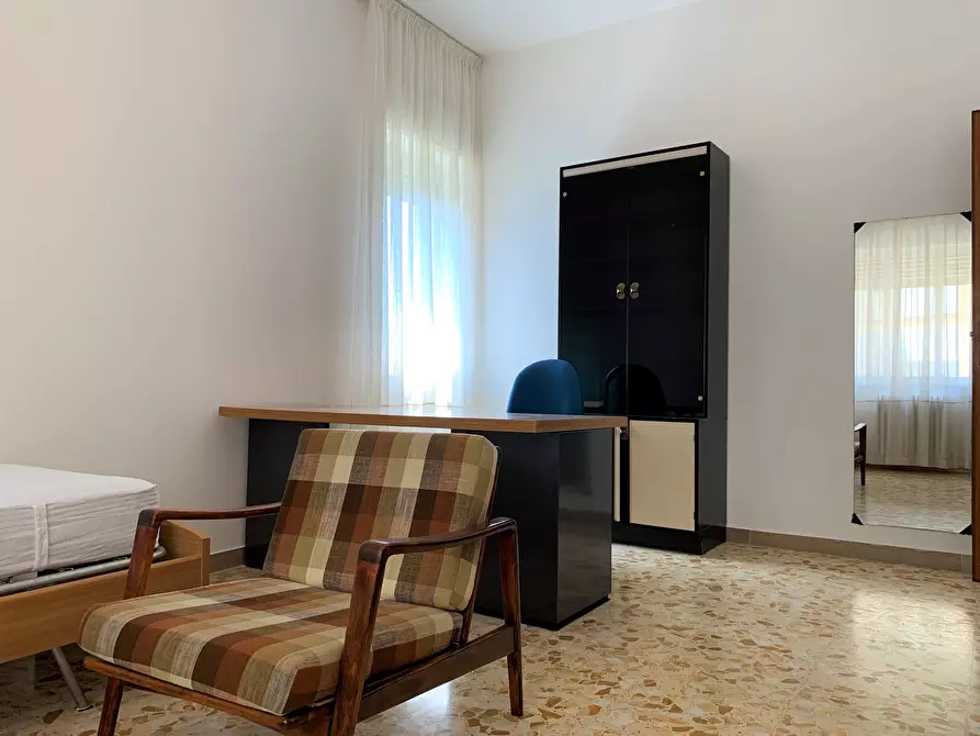 Immagine 2 di Stanza singola in affitto  a Catanzaro