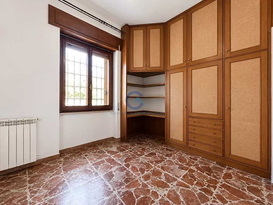 Immagine 15 di Casa indipendente in vendita  a Catanzaro