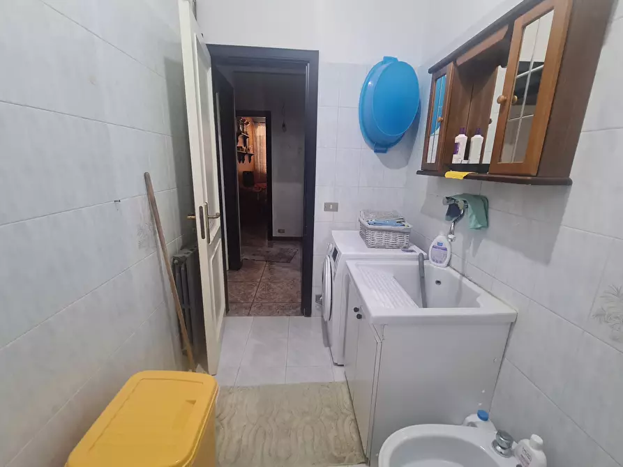 Immagine 14 di Pentalocale in vendita  a Simeri Crichi