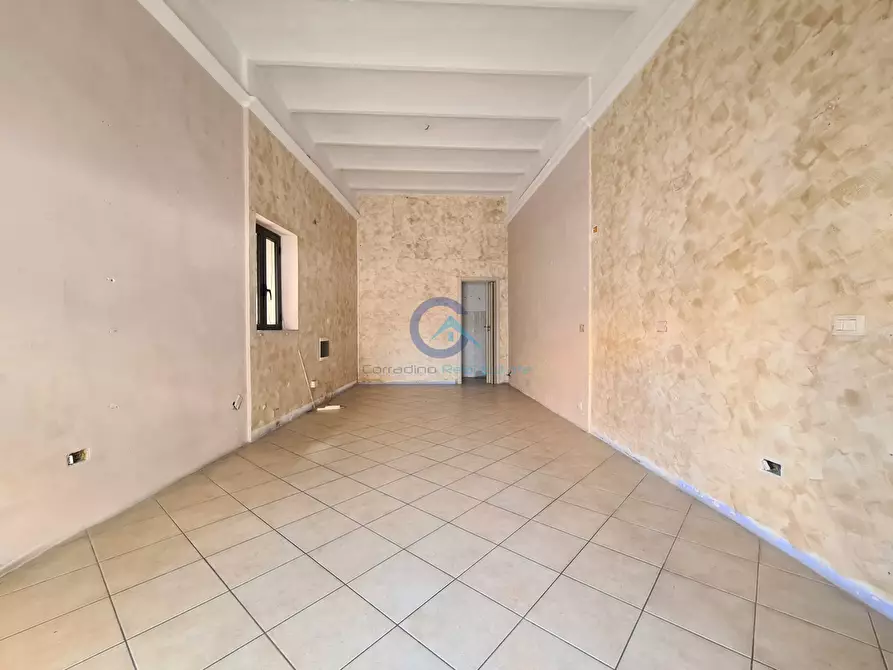 Immagine 4 di Locale commerciale in affitto  in Via Mercato 27 a Catanzaro