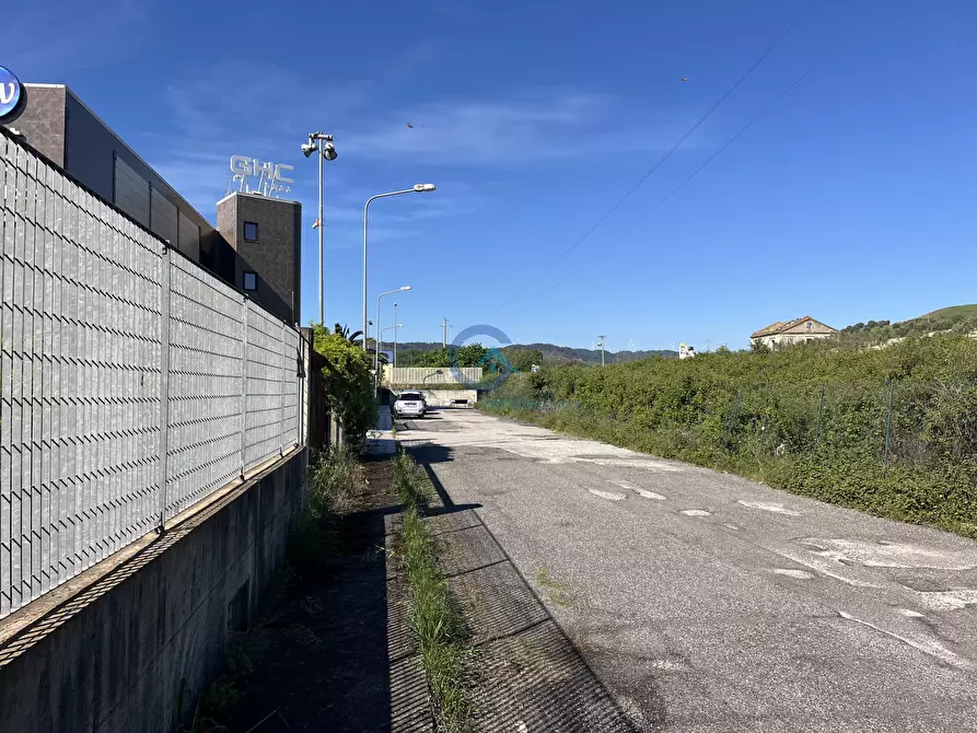 Immagine 10 di Attività artigianale in vendita  in Contrada Difesa 16 a Caraffa Di Catanzaro