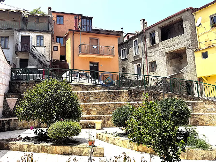 Immagine 2 di Terratetto in affitto  in Via Partenope 17 a Carlopoli