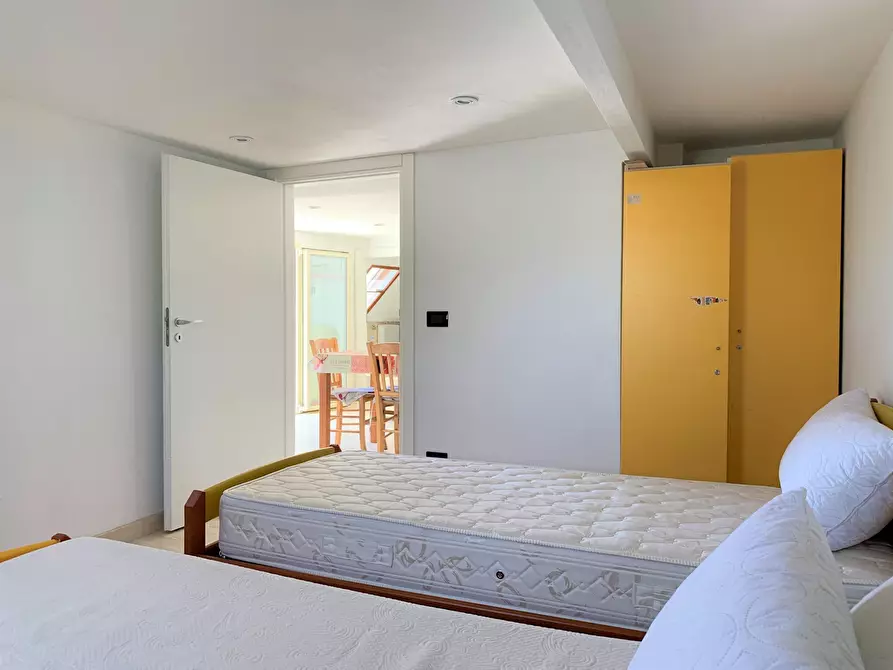 Immagine 6 di Mansarda in affitto  a Catanzaro