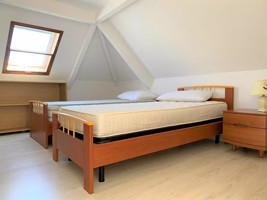 Immagine 11 di Mansarda in affitto  a Catanzaro