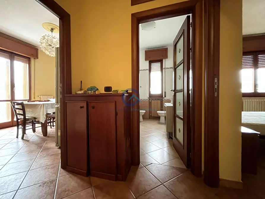 Immagine 3 di Quadrilocale in vendita  in Viale Magna Grecia 156 a Catanzaro