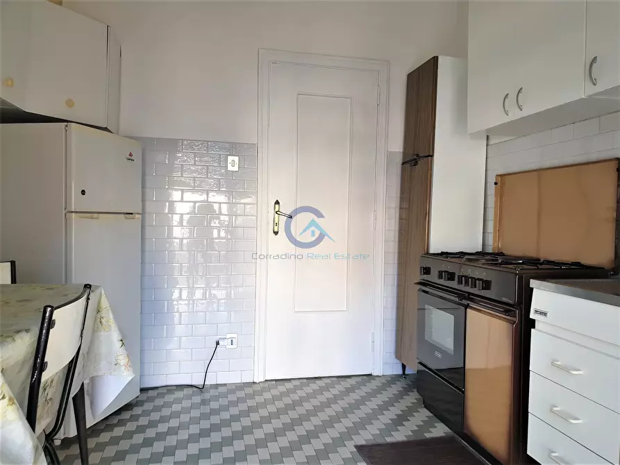 Immagine 6 di Stanza singola in affitto  a Catanzaro