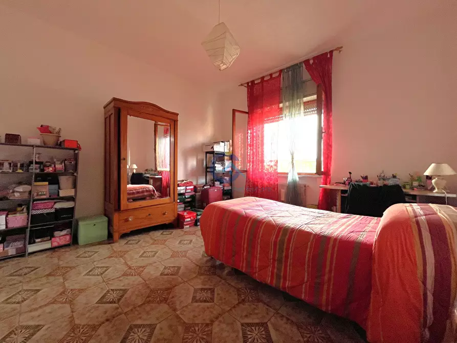 Immagine 6 di Trilocale in vendita  in Viale Crotone 6 a Catanzaro