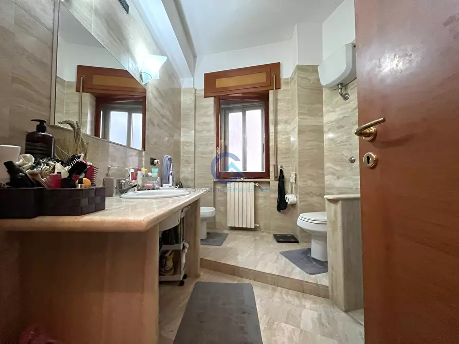 Immagine 15 di Trilocale in vendita  in Viale Vincenzo de Filippis 122 a Catanzaro