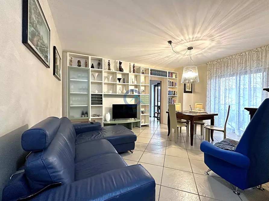 Immagine 3 di Trilocale in vendita  in Via Laerte 5 a Squillace