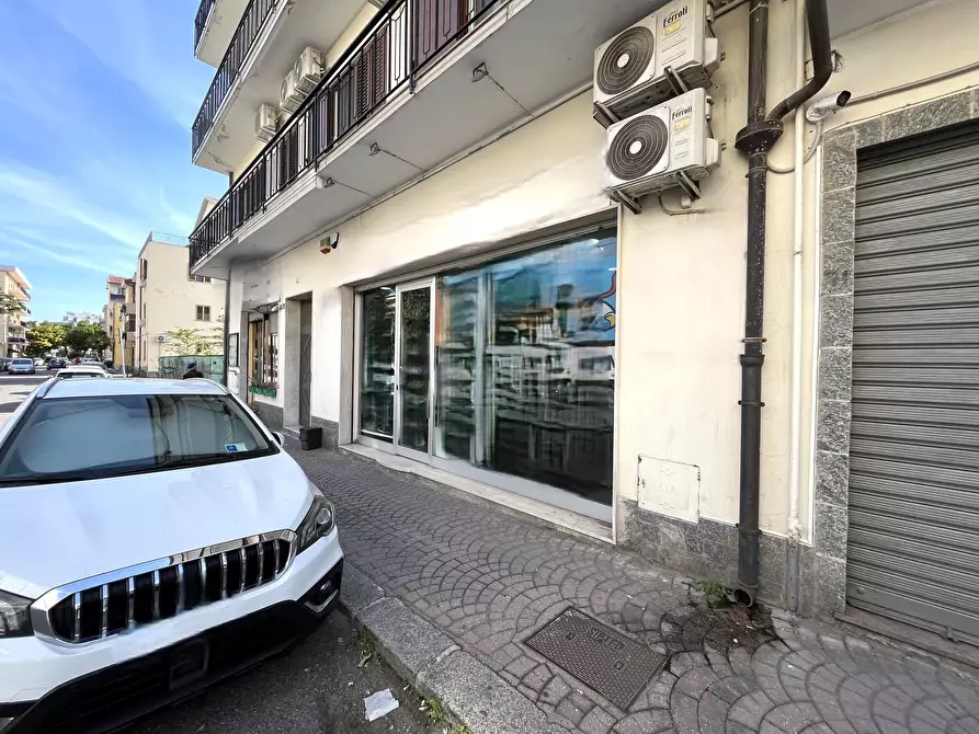 Immagine 6 di Locale commerciale in vendita  in Via Torrazzo 35 a Catanzaro