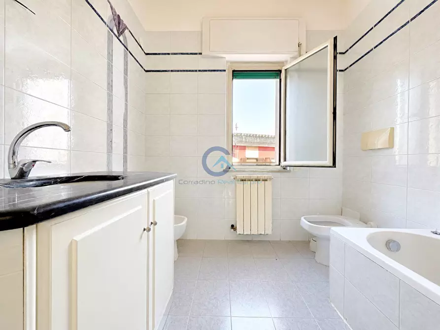 Immagine 15 di Quadrilocale in vendita  in Viale dei Feaci 2711 a Squillace