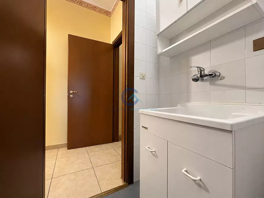 Immagine 19 di Trilocale in vendita  in Via Magenta 13A a Catanzaro