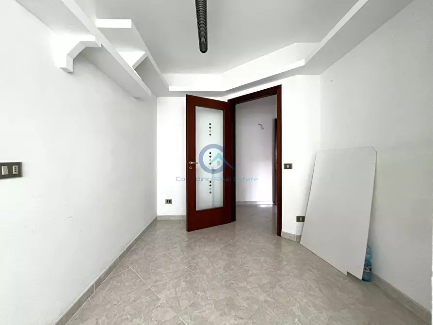 Immagine 11 di Quadrilocale in vendita  in Via Brigata Catanzaro 12 a Catanzaro