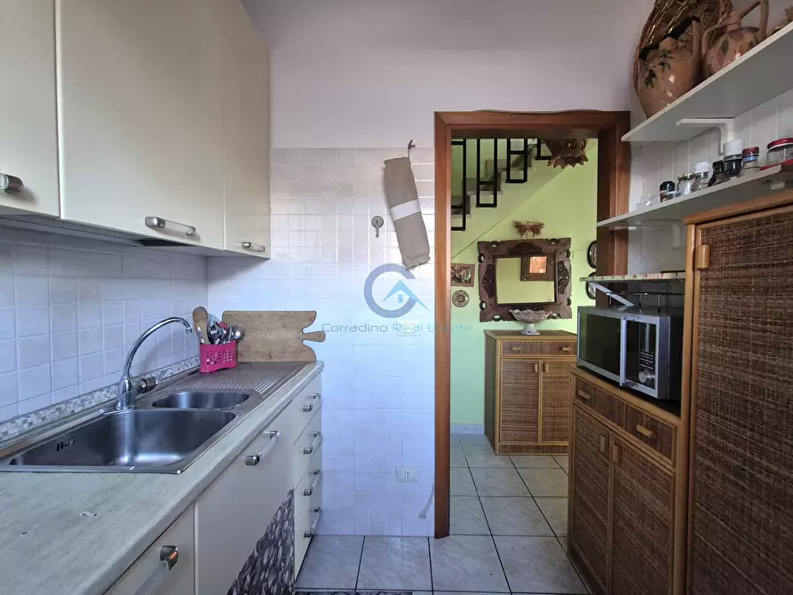 Immagine 18 di Villa in affitto  a Borgia