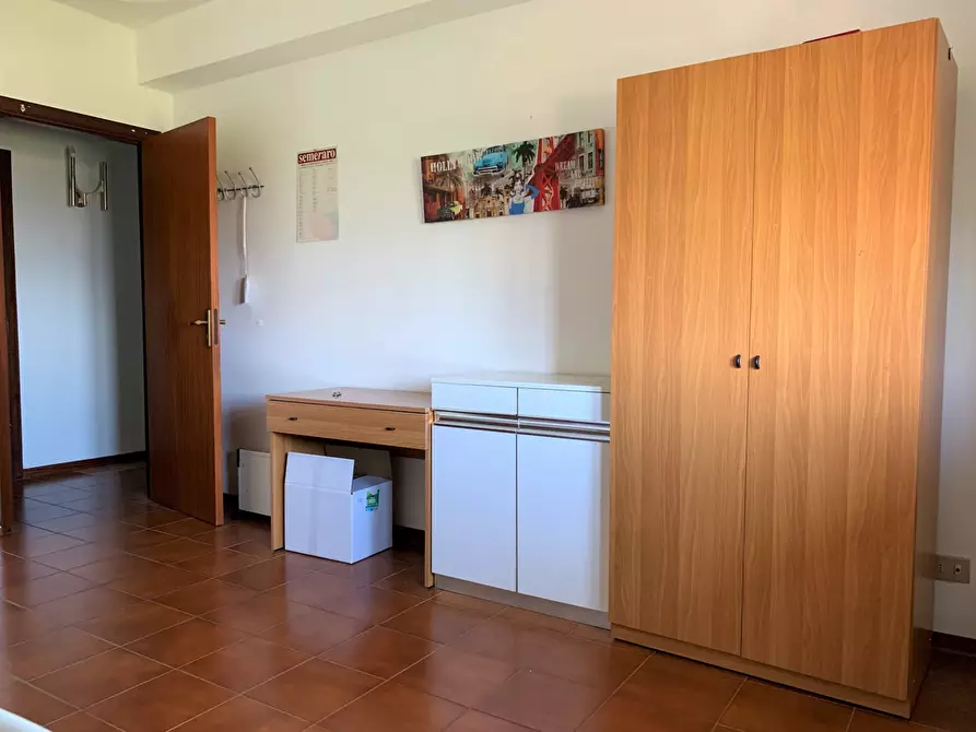 Immagine 10 di Stanza singola in affitto  a Catanzaro