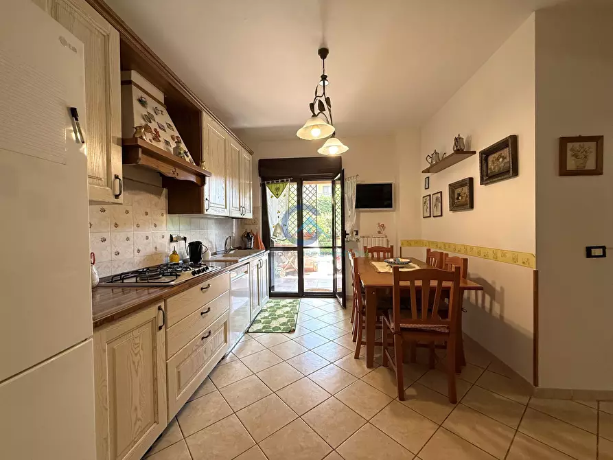 Immagine 7 di Casa bifamiliare in affitto  in Via Martiri di Nassirya 18 a San Floro