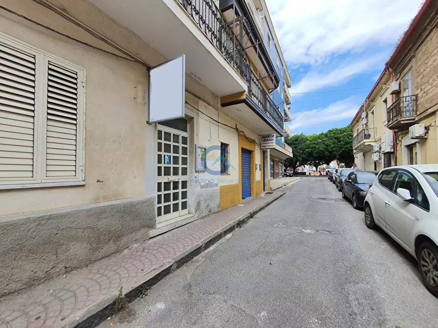 Immagine 12 di Ufficio in affitto  in via tommaso gulli 1 a Catanzaro