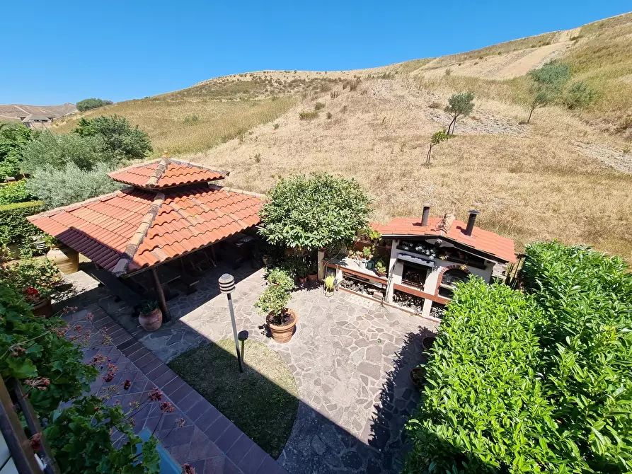 Immagine 15 di Casa bifamiliare in vendita  in Via Ugo Ortona 67 a Catanzaro