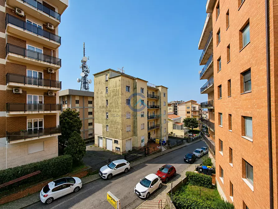 Immagine 1 di Quadrilocale in vendita  in Via Madonna dei Cieli 81 a Catanzaro