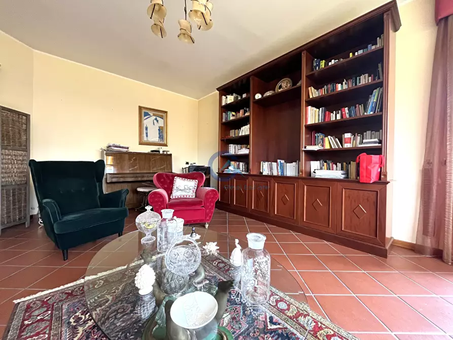 Immagine 4 di Casa bifamiliare in vendita  in Viale dei Tulipani 32 a Catanzaro