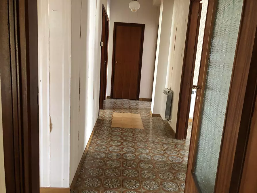 Immagine 15 di Quadrilocale in vendita  in Viale Scala Greca a Siracusa