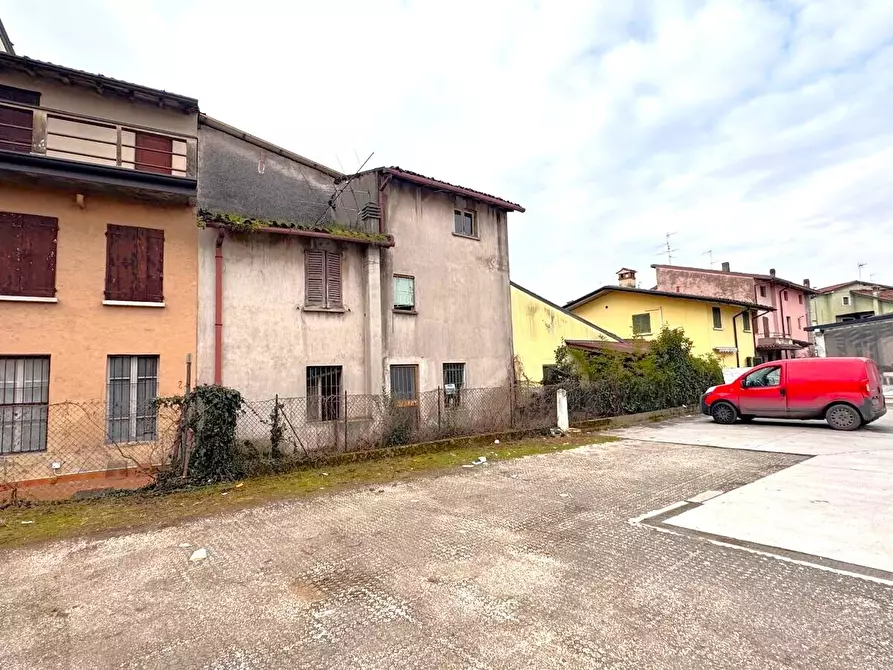 Immagine 5 di Terratetto in vendita  in Piazza Quattro Novembre a Flero