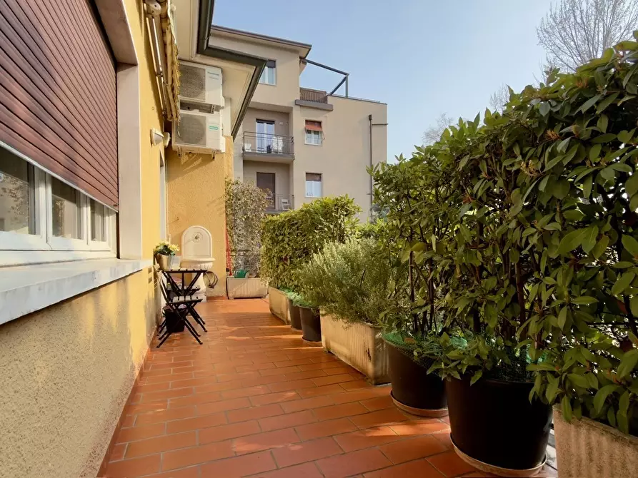 Immagine 35 di Casa indipendente in vendita  in Via Angela Contini a Brescia