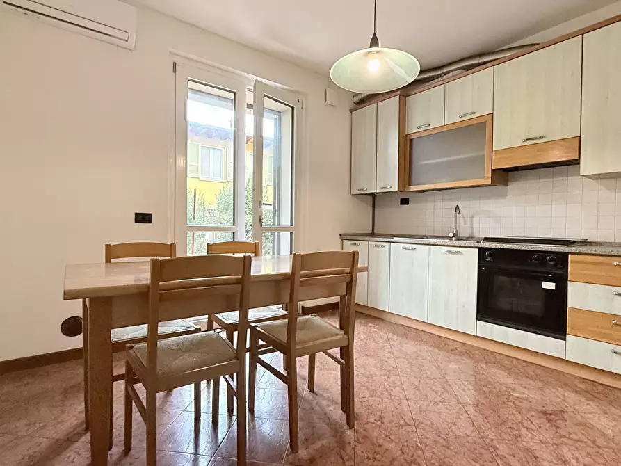 Immagine 7 di Trilocale in vendita  in Via Dosselli a Rovato