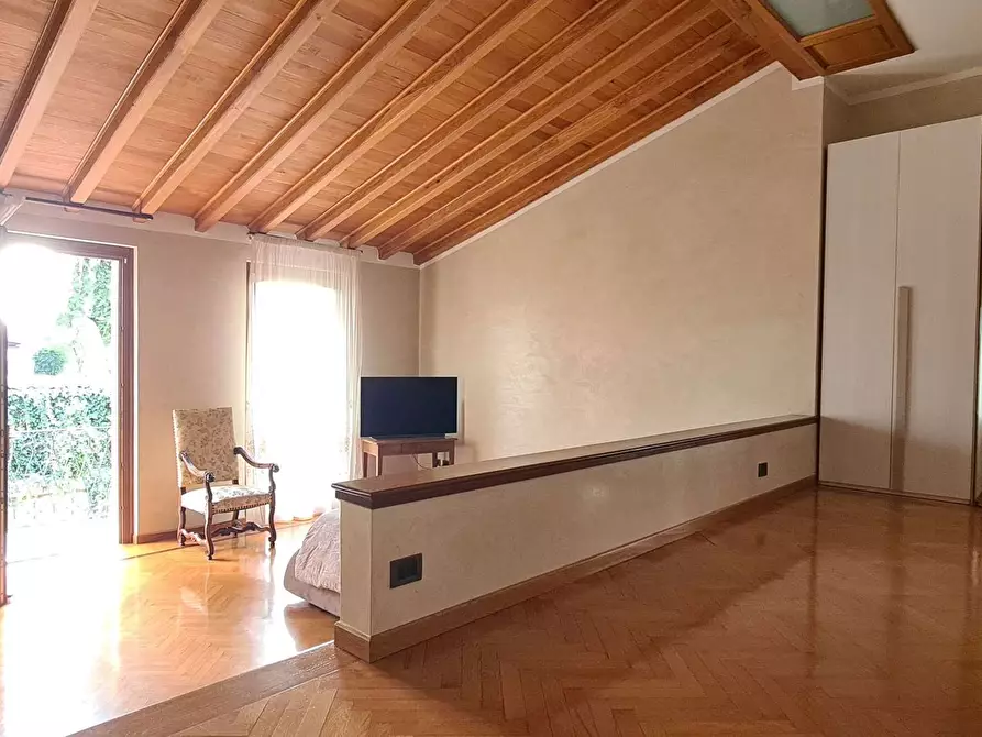 Immagine 24 di Casa indipendente in vendita  a Leno